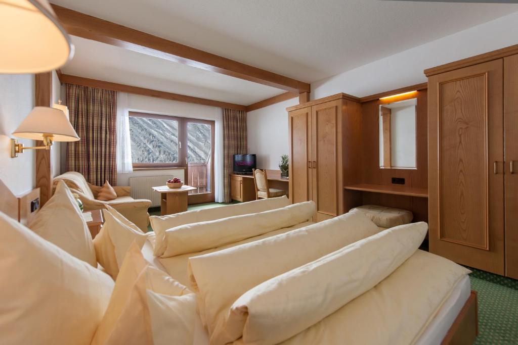 Hotel Jagdhof Bed & Breakfast Obergurgl Room photo